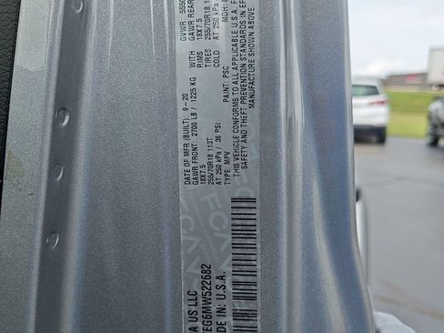 Used 2021 Jeep Wrangler Unlimited Sahara AWD/4WD image 26