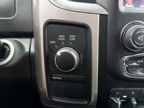 Used 2017 RAM 2500 Big Horn AWD/4WD image 9