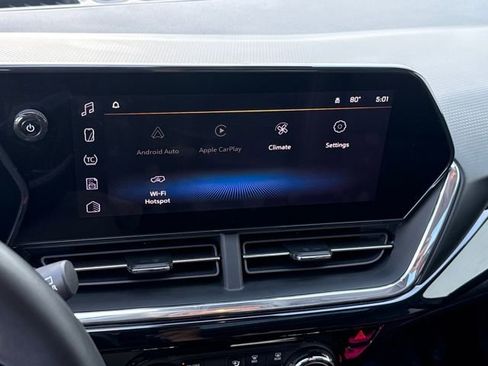 Certified 2024 Chevrolet Trax ACTIV w/ Sunroof Package image 18