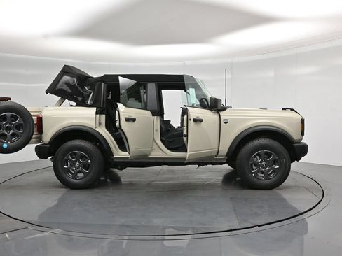 New 2026 Ford Bronco Big Bend AWD/4WD image 4