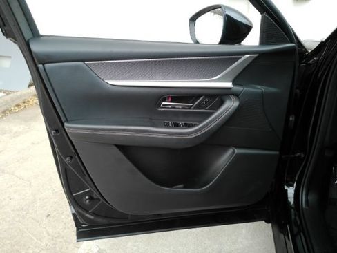 Used 2024 MAZDA CX-90 Plug-In Hybrid w/ Preferred AWD/4WD image 15