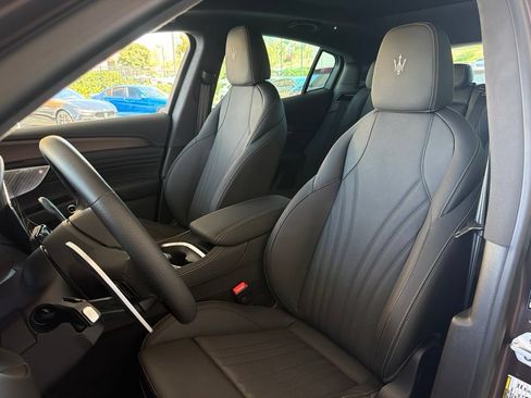 Certified 2025 Maserati Grecale Folgore AWD/4WD image 14
