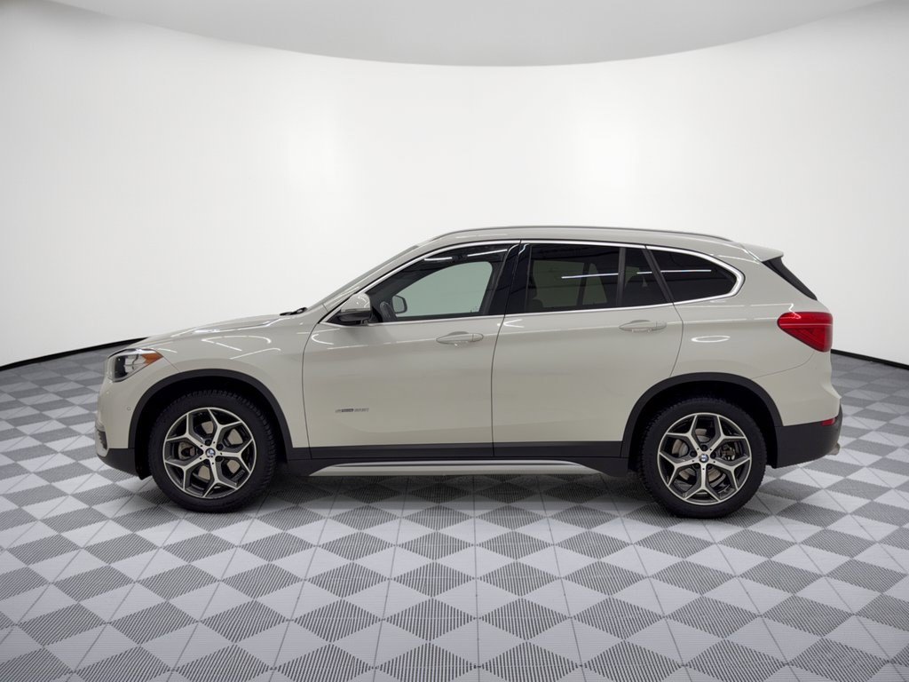 Used 2018 BMW X1 sDrive28i FWD image 2