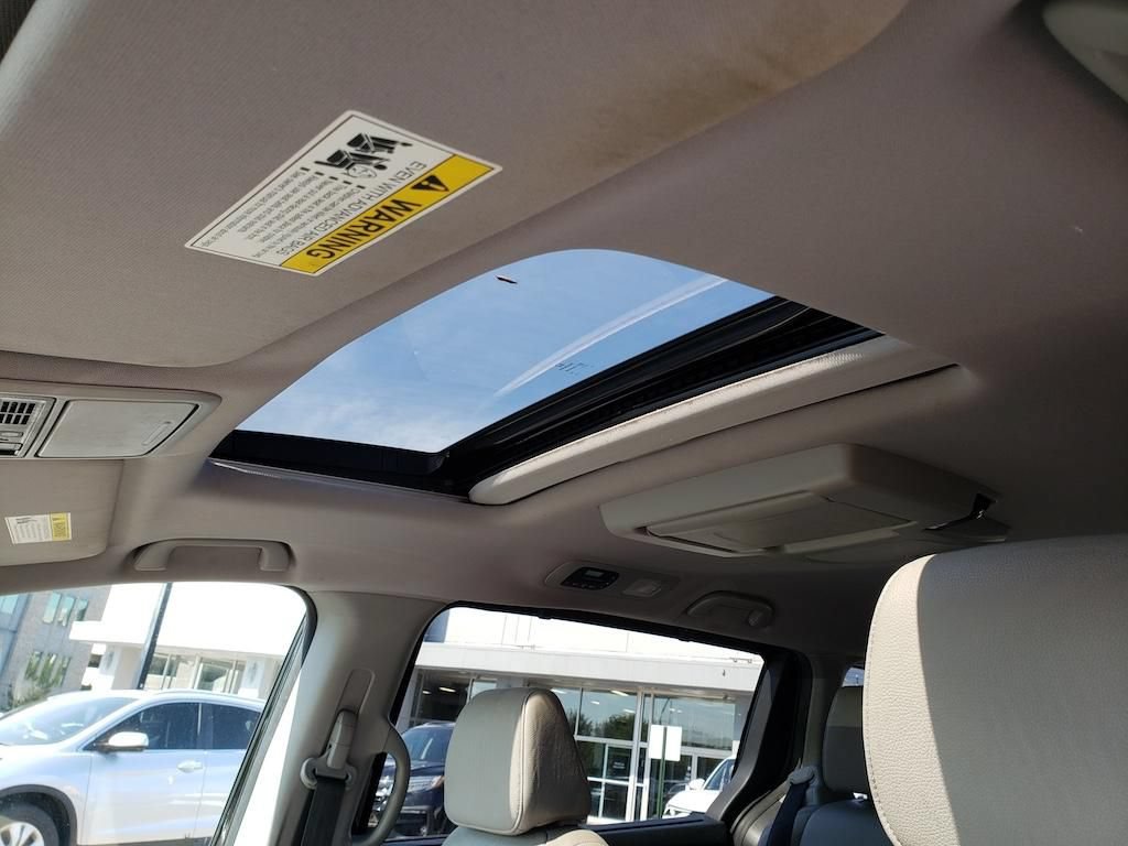 Used 2018 Honda Odyssey Elite image 30