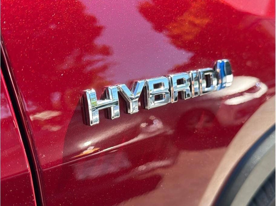 Used 2019 Toyota RAV4 LE w/ Carpet Mat Package AWD/4WD image 26