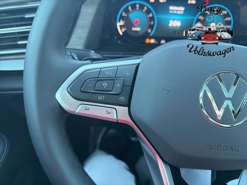 New 2026 Volkswagen Atlas SEL Premium R-Line image 15