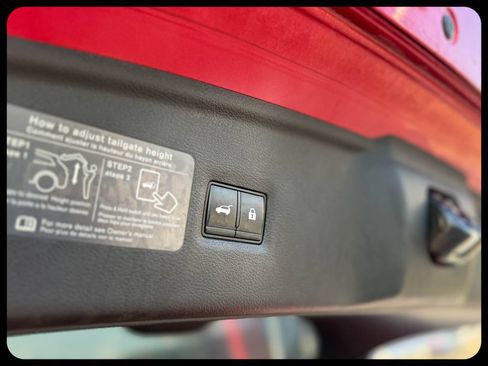 Used 2022 INFINITI QX55 Sensory w/ Lighting Package AWD/4WD image 14