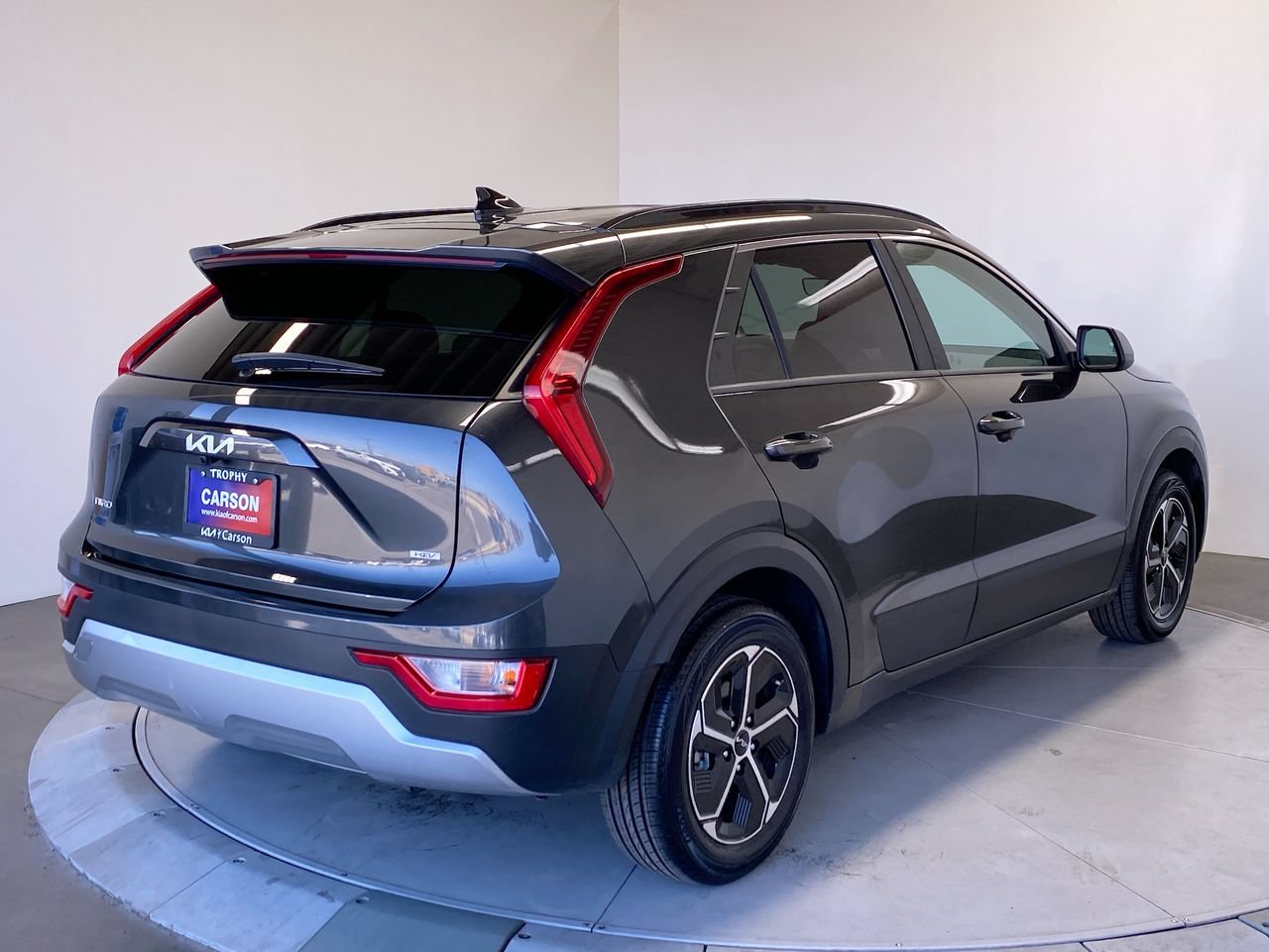 Certified 2025 Kia Niro LX FWD image 5