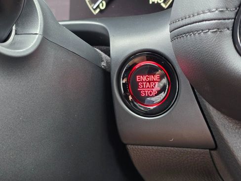 New 2026 Honda HR-V LX image 18