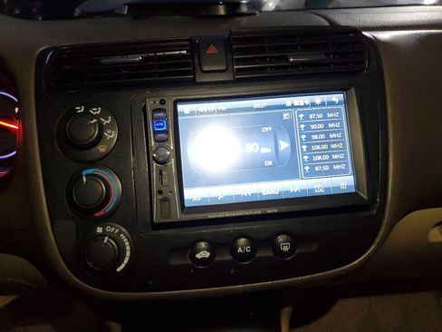 Used 2004 Honda Civic LX image 28