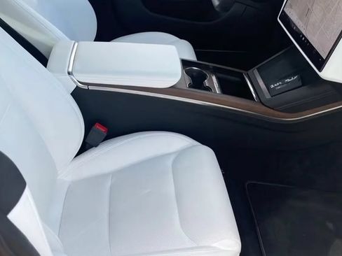 Used 2022 Tesla Model S Standard Range AWD/4WD image 12