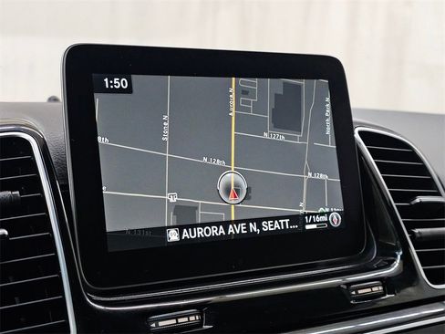 Used 2016 Mercedes-Benz GLE 350 w/ Premium Package image 29