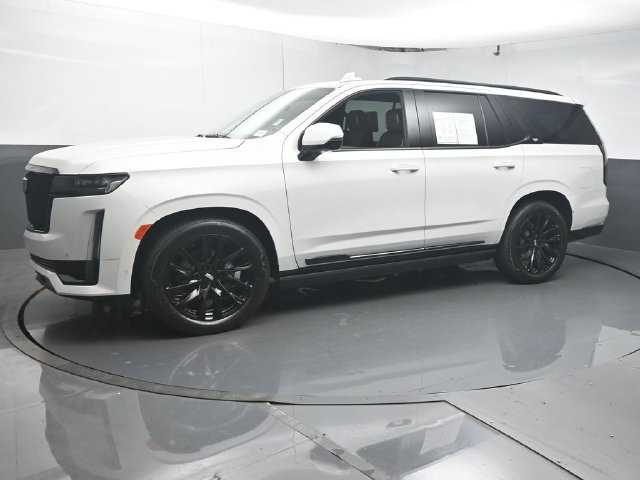 Used 2023 Cadillac Escalade Sport Platinum w/ LPO, ONYX Package AWD/4WD image 4