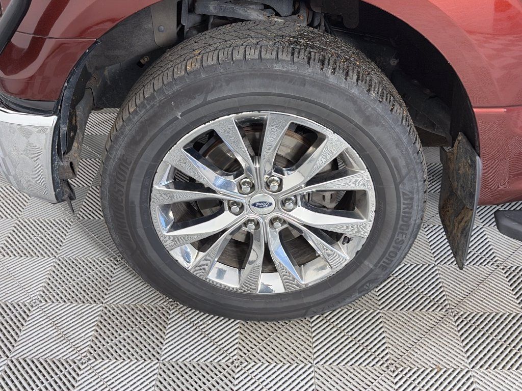 Used 2015 Ford F150 XLT w/ Equipment Group 302A Luxury AWD/4WD image 8