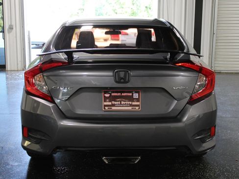 Used 2019 Honda Civic Sport image 4