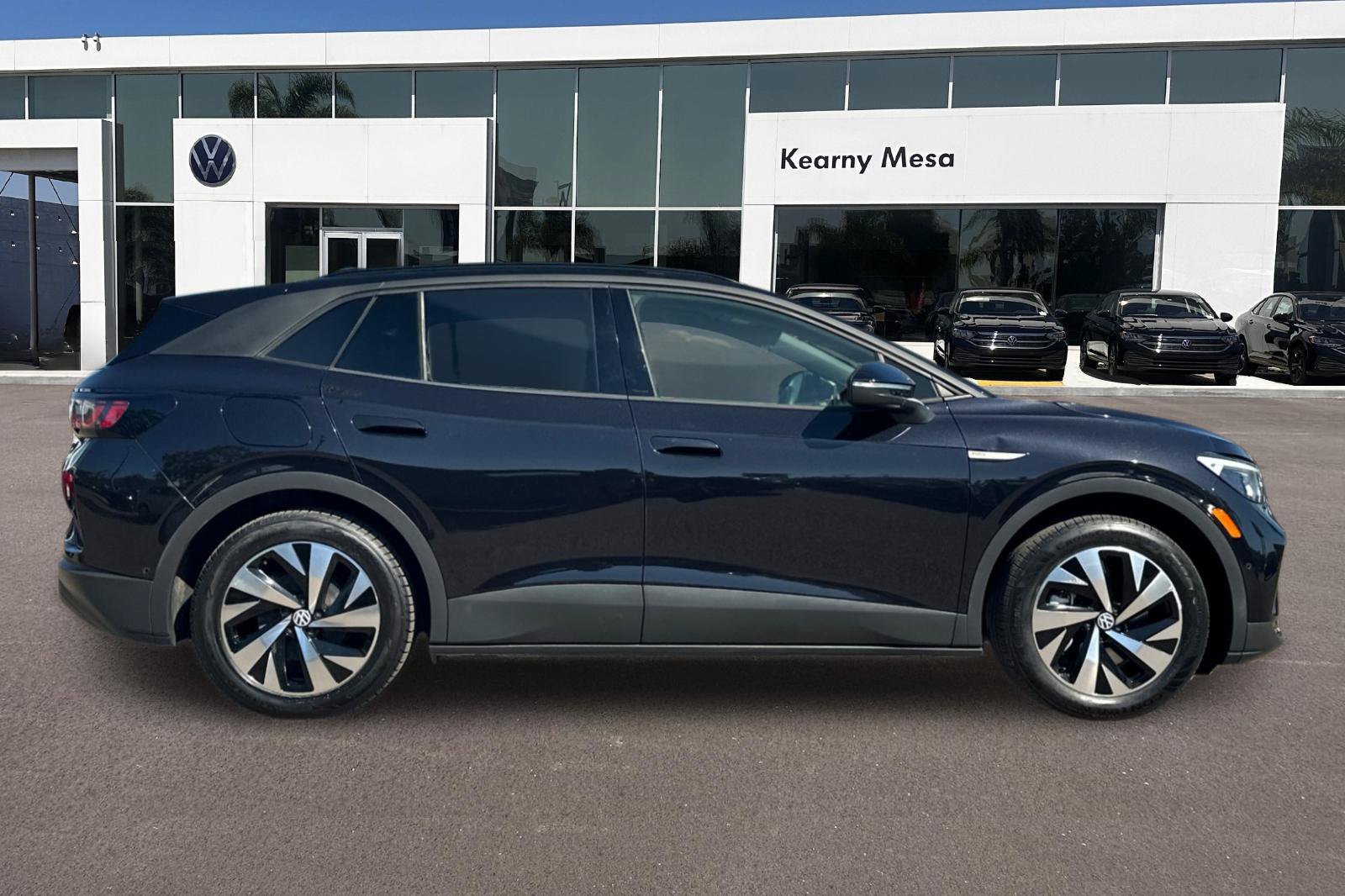 Used 2023 Volkswagen ID.4 Pro RWD image 3