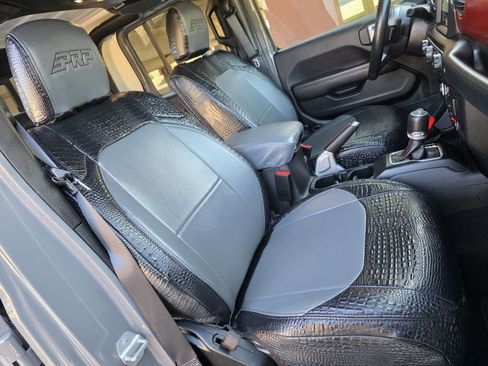 Used 2022 Jeep Gladiator Rubicon AWD/4WD image 33