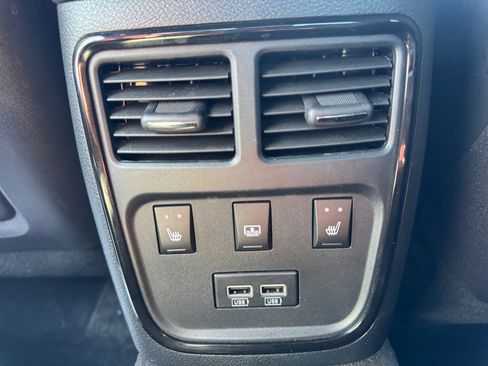 Used 2015 Chrysler 300 S w/ 300S Premium Group RWD image 27