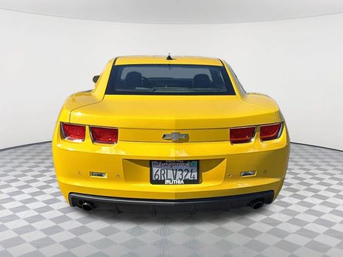 Used 2011 Chevrolet Camaro LT RWD image 6