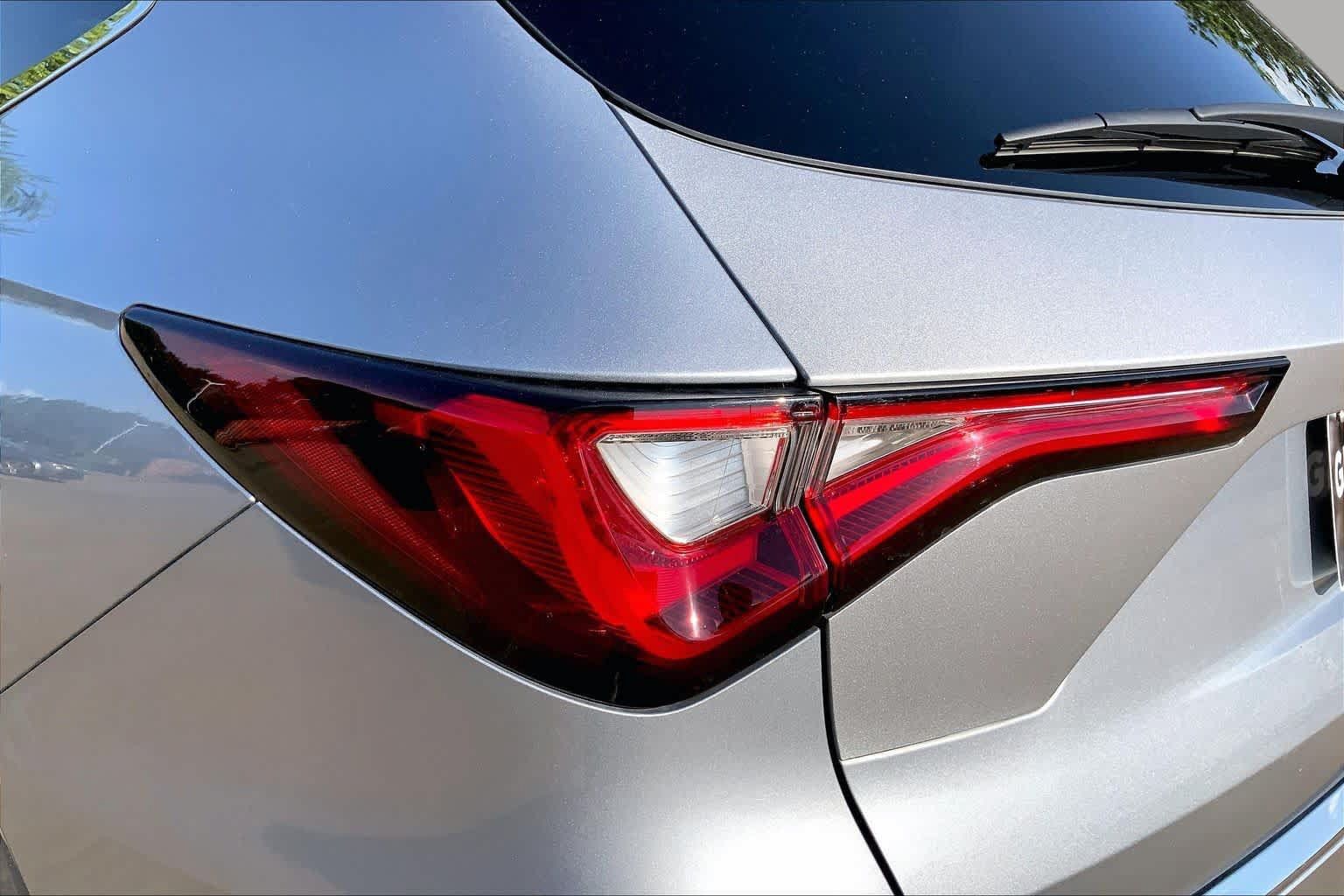 Used 2024 Acura MDX FWD image 29