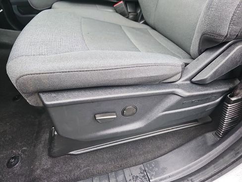 Used 2025 Ford F150 XLT w/ Equipment Group 301A Standard image 16