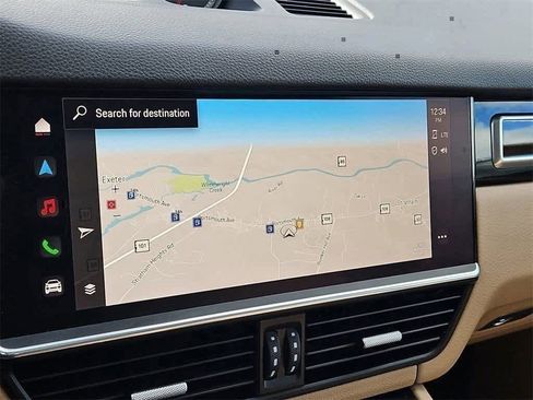 Certified 2022 Porsche Cayenne image 18