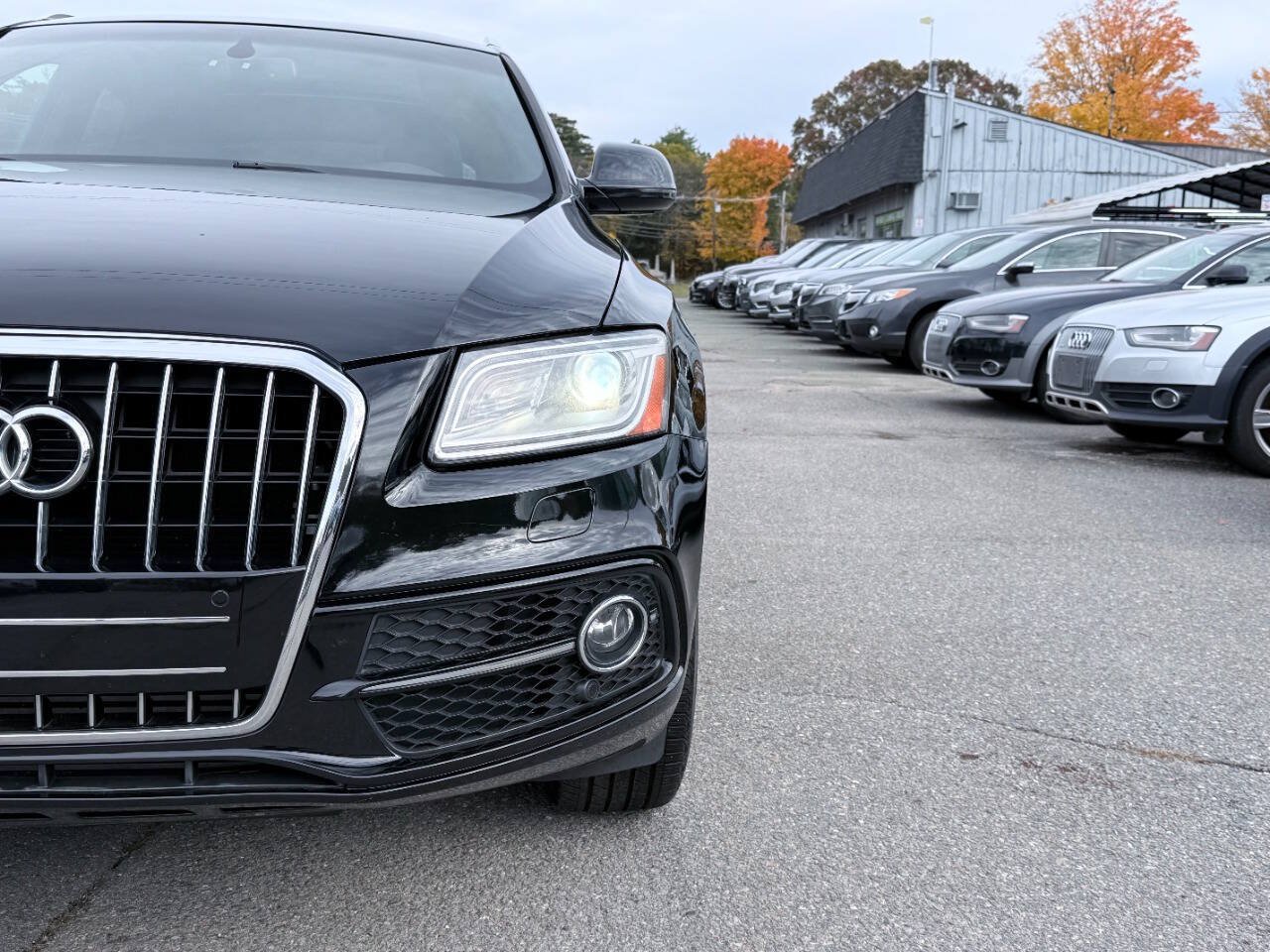 Used 2017 Audi Q5 2.0T Premium Plus w/ Technology Package AWD/4WD image 4