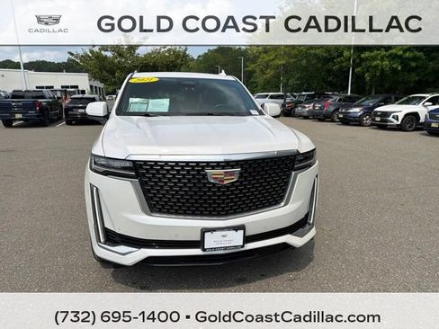 Used 2021 Cadillac Escalade ESV Premium Luxury w/ Driver Assist Tech Package AWD/4WD image 5
