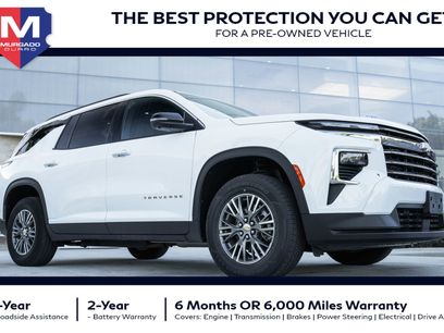 Used 2024 Chevrolet Traverse LT