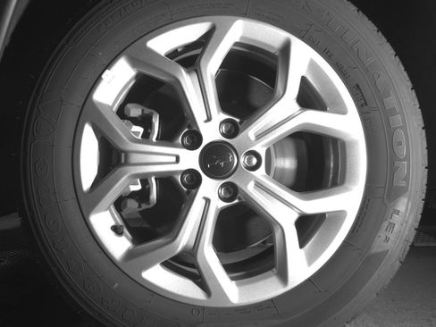 Used 2025 Jeep Compass Latitude AWD/4WD image 12