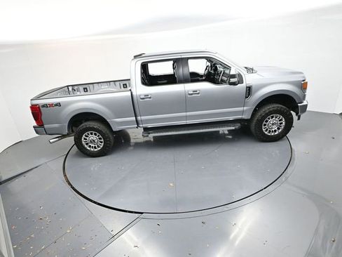 Used 2021 Ford F350 Lariat w/ Chrome Package image 26