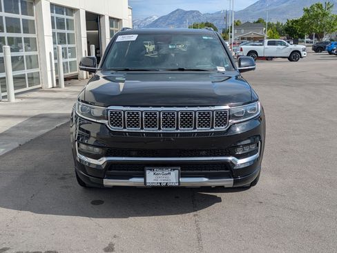Used 2023 Jeep Grand Wagoneer Series II w/ Premium Group II AWD/4WD image 12