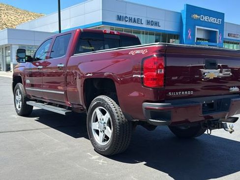 Used 2016 Chevrolet Silverado 2500 High Country image 5