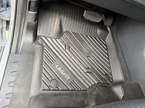 Used 2026 Ford F250 Lariat w/ FX4 Off-Road Package image 29