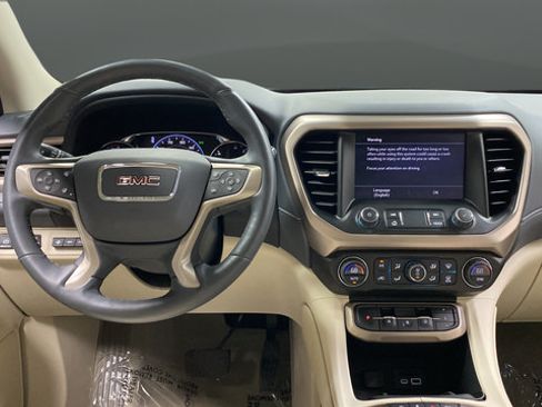 Used 2023 GMC Acadia Denali w/ Denali Technology Package AWD/4WD image 11