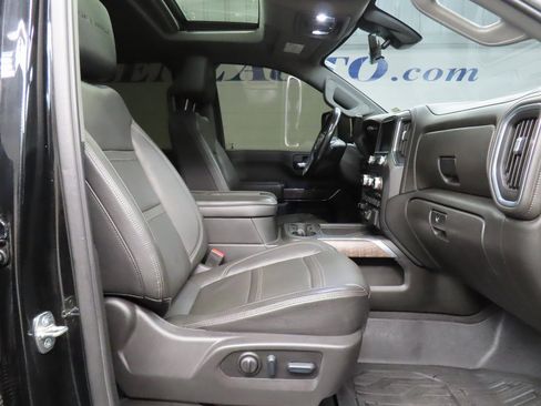 Used 2022 GMC Sierra 2500 Denali w/ Denali Ultimate Package image 29