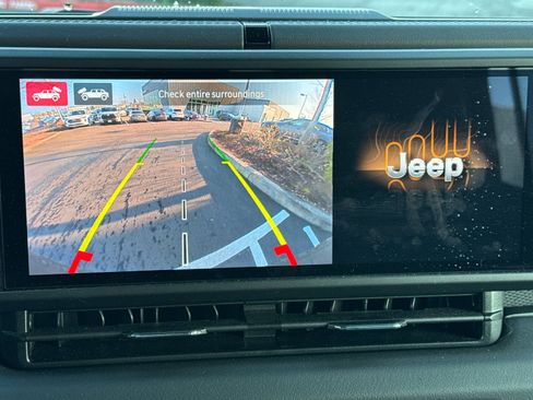 Used 2024 Jeep Wrangler Unlimited Rubicon 392 image 19