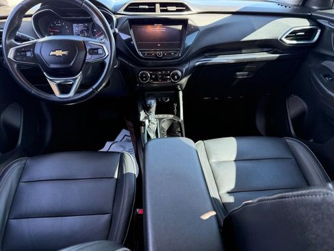 Used 2021 Chevrolet TrailBlazer LT w/ Premium Seating Package image 11