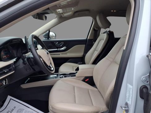 Certified 2025 Lincoln Corsair Premiere w/ Equipment Group 101A image 20