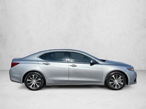 Used 2016 Acura TLX w/ Technology Package FWD image 4