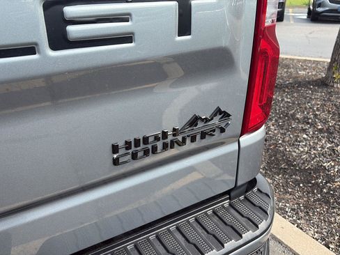 Certified 2023 Chevrolet Silverado 1500 High Country w/ High Country Premium Package AWD/4WD image 9
