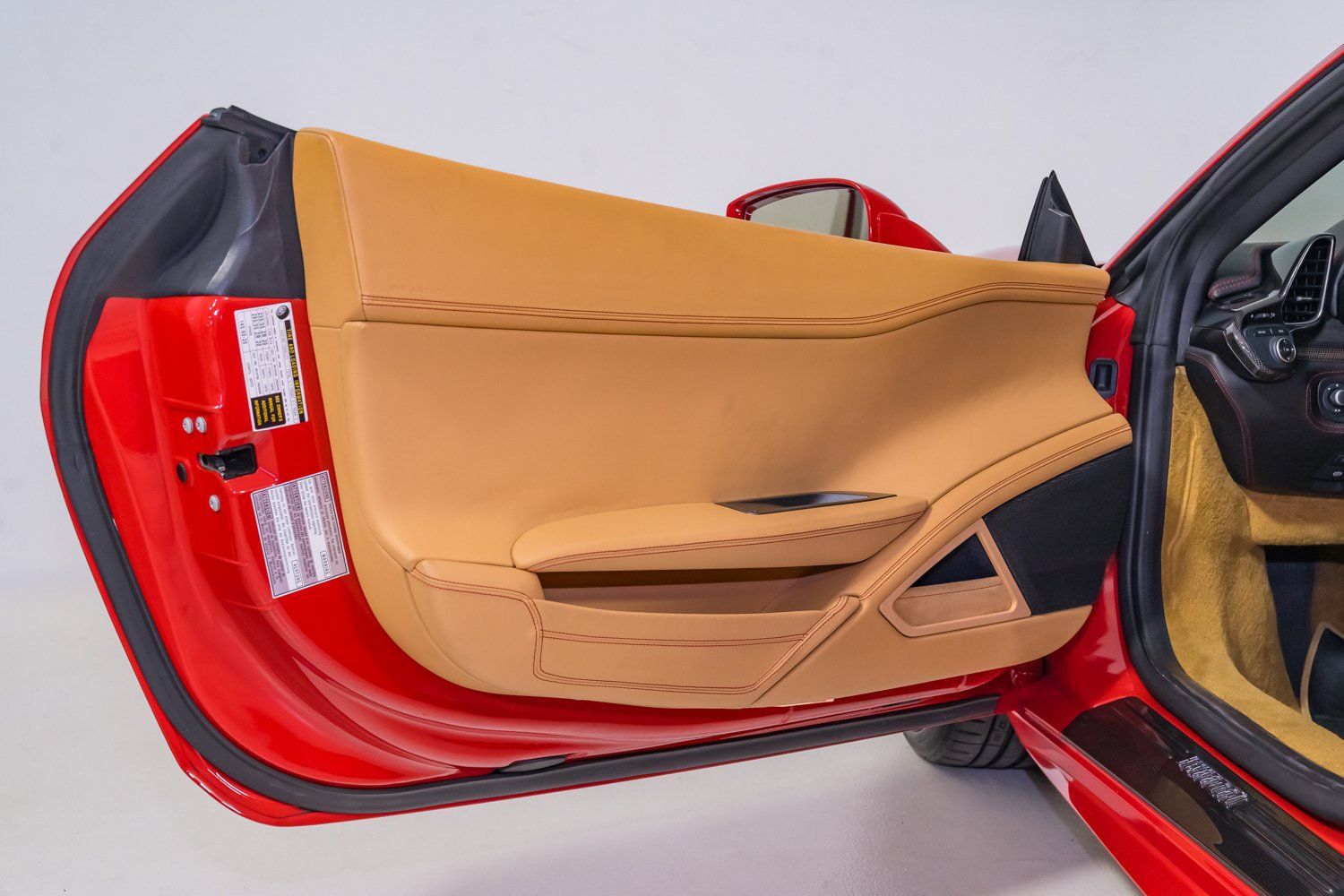 Used 2010 Ferrari 458 Italia Coupe RWD image 16