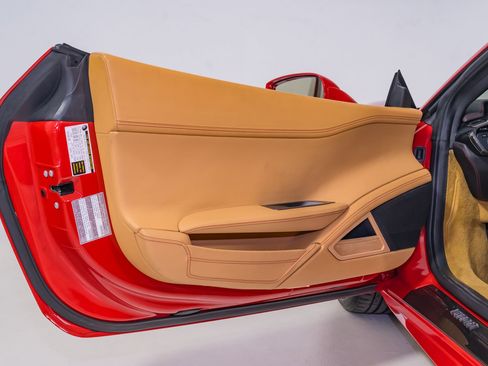 Used 2010 Ferrari 458 Italia Coupe RWD image 16