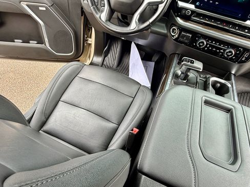 Used 2022 Chevrolet Silverado 1500 LT Trail Boss w/ LT Trail Boss Premium Package image 26