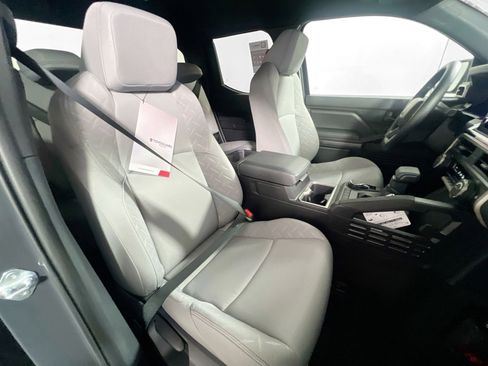 New 2025 Toyota Tacoma SR5 image 31