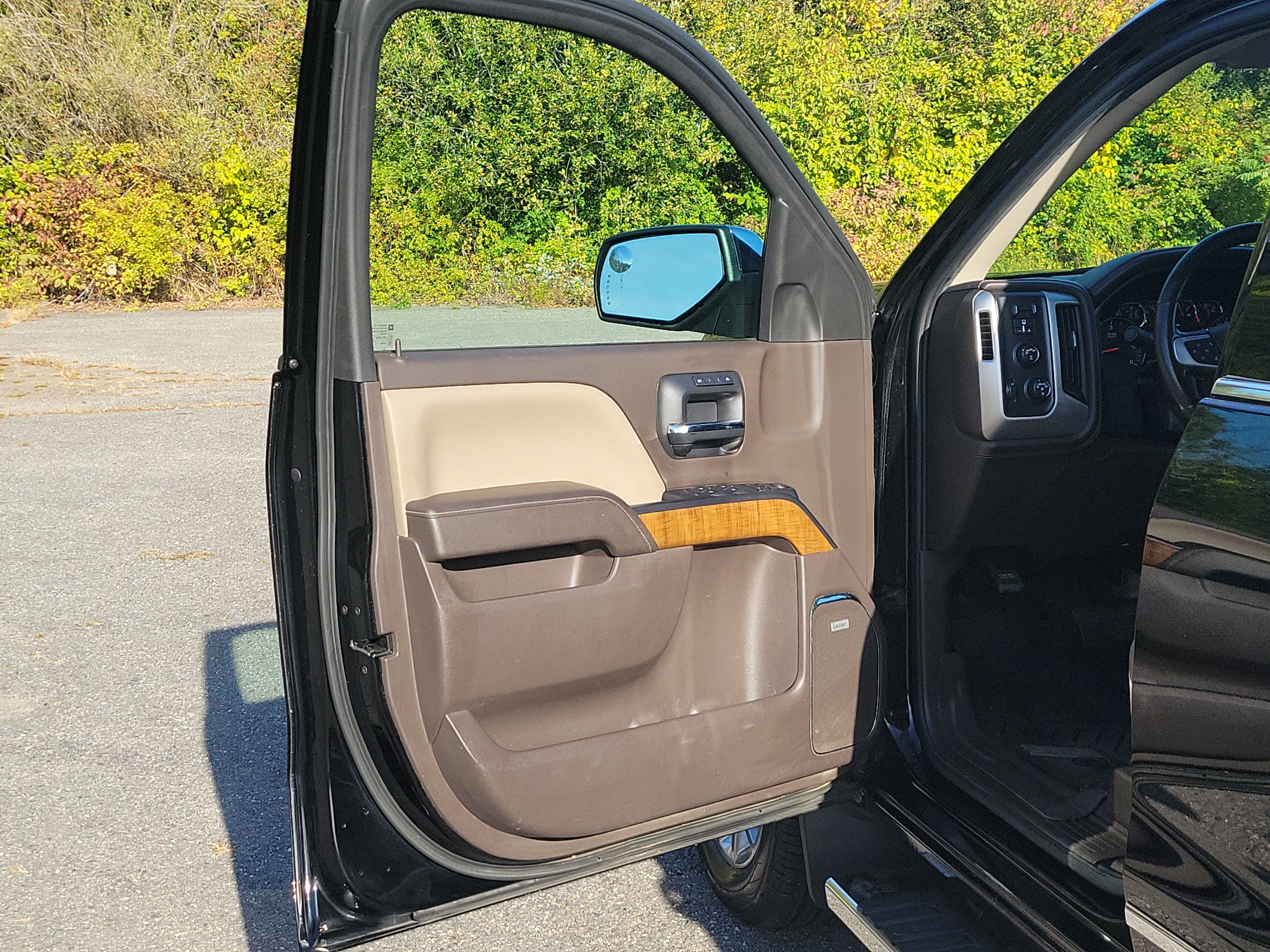 Used 2018 GMC Sierra 1500 SLT AWD/4WD image 15