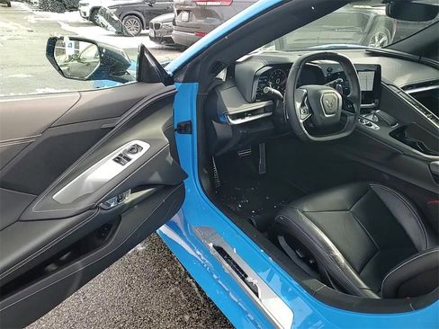 Used 2024 Chevrolet Corvette Stingray Coupe w/ Z51 Performance Package image 9