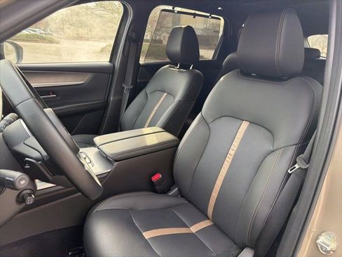 Used 2025 MAZDA CX-70 3.3 Turbo S w/ Premium Package image 9