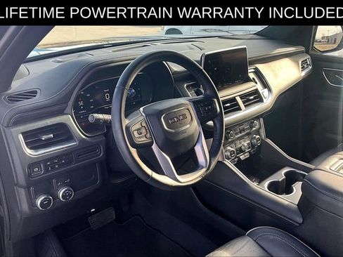 Used 2024 GMC Yukon SLT w/ SLT Luxury Package image 13