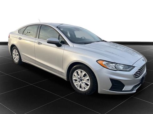 Used 2019 Ford Fusion S image 7